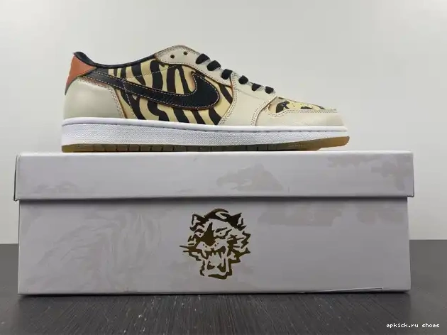Rep 1 Jordan OG Year Low of DH6932-100 the Tiger Air 0531